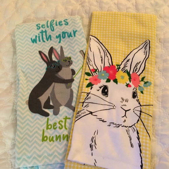 NWOT 2 Bunny Rabbit Tea Towels - Picture 2 of 2